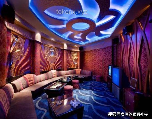 KTV现状探析：从年轻潮流到老年专属，是真衰落还是新转型？