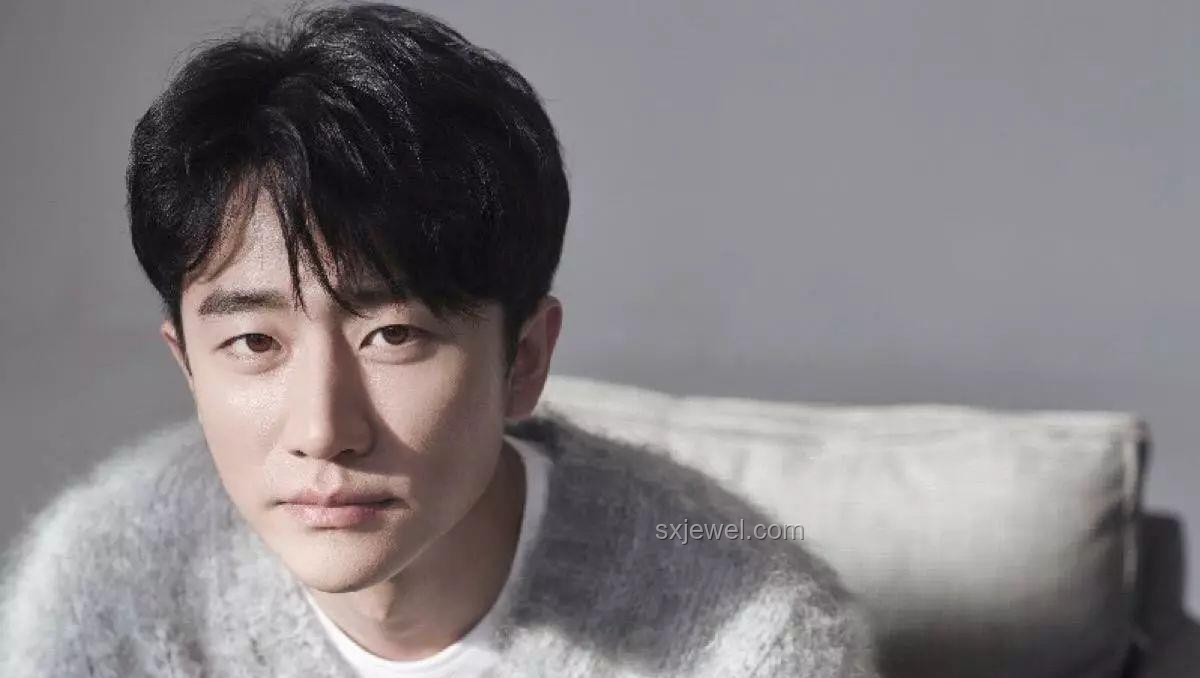 男明星效应下的方便面行业洞察